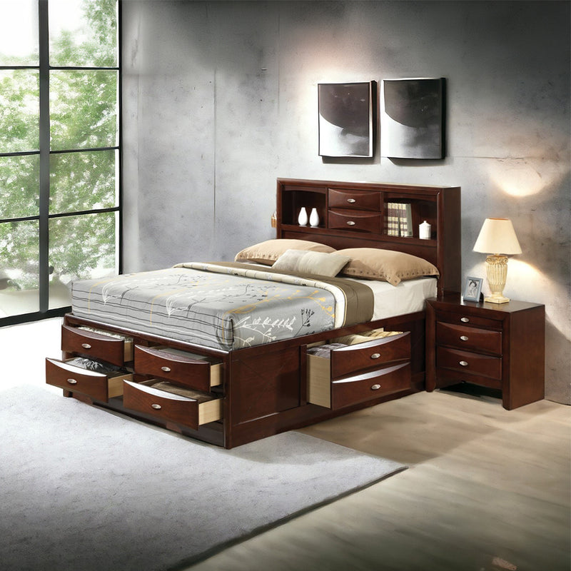 Queen Bed w/Storage