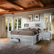 Queen Bed w/Storage