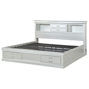 Queen Bed w/Storage