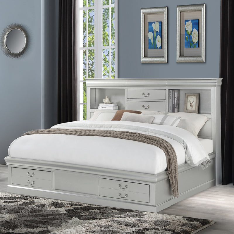 Queen Bed w/Storage