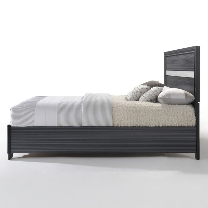 Queen Bed w/Storage