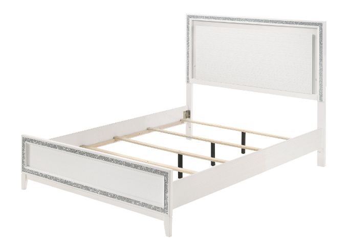 Queen Bed w/LED
