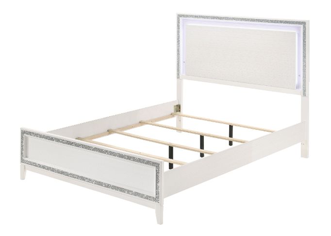 Queen Bed w/LED