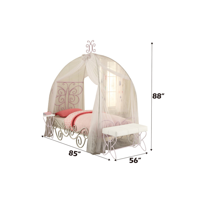 Full Bed w/Canopy