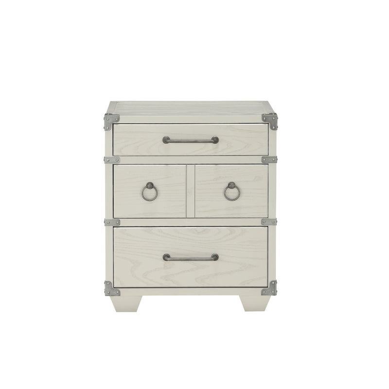Nightstand w/USB