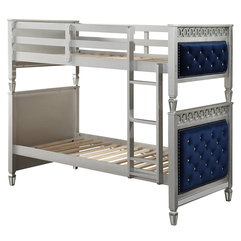 Bunk Bed (T/T)
