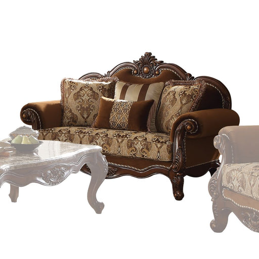 Loveseat w/4 Pillows(Same LV01592)