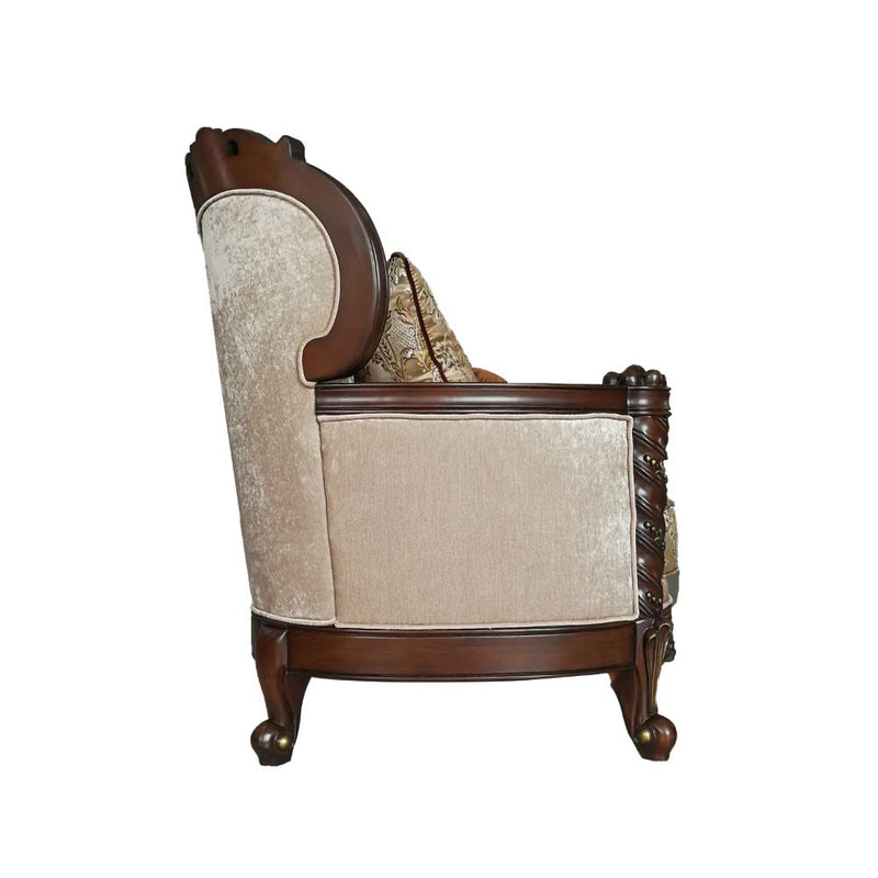 Loveseat w/4 Pillows(Same LV01583)