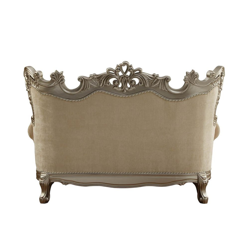 Loveseat w/6 Pillows