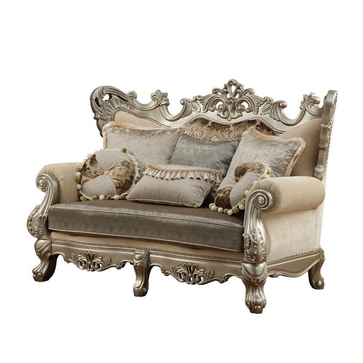 Loveseat w/6 Pillows