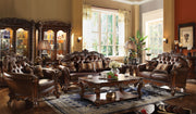 Sofa w/4 Pillows