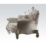 Chair w/2 Pillows