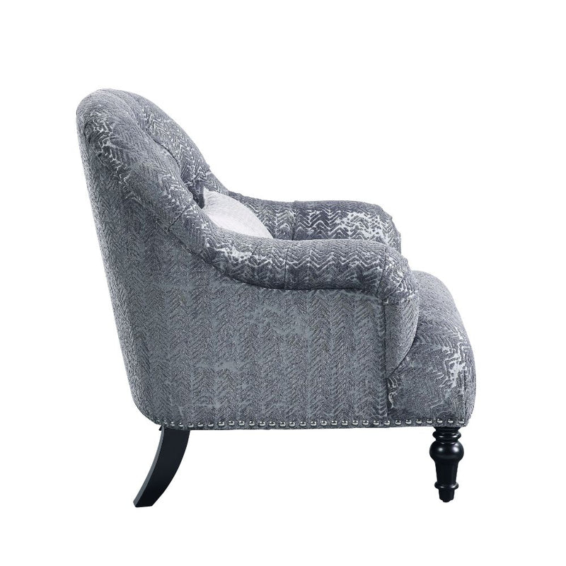 Chair w/Pillow