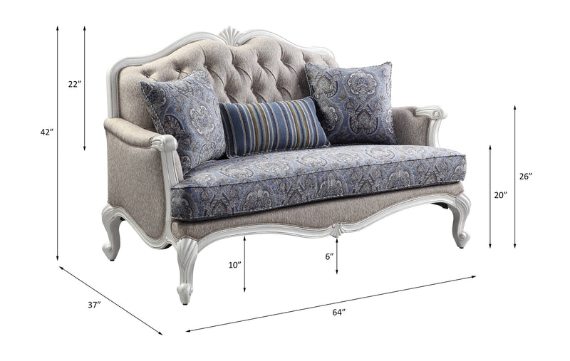 Loveseat w/3 Pillows