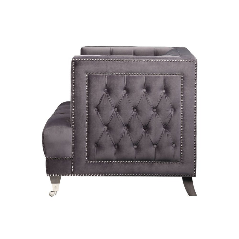 Loveseat w/2 Pillows