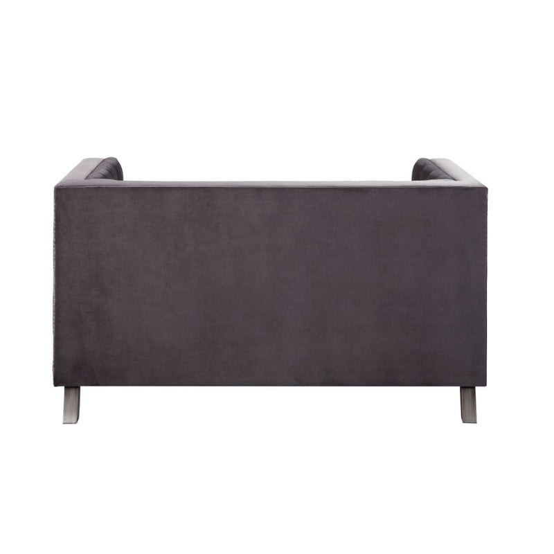 Loveseat w/2 Pillows