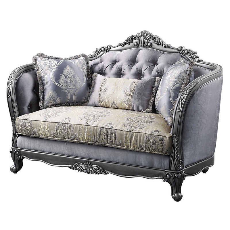 Loveseat w/3 Pillows