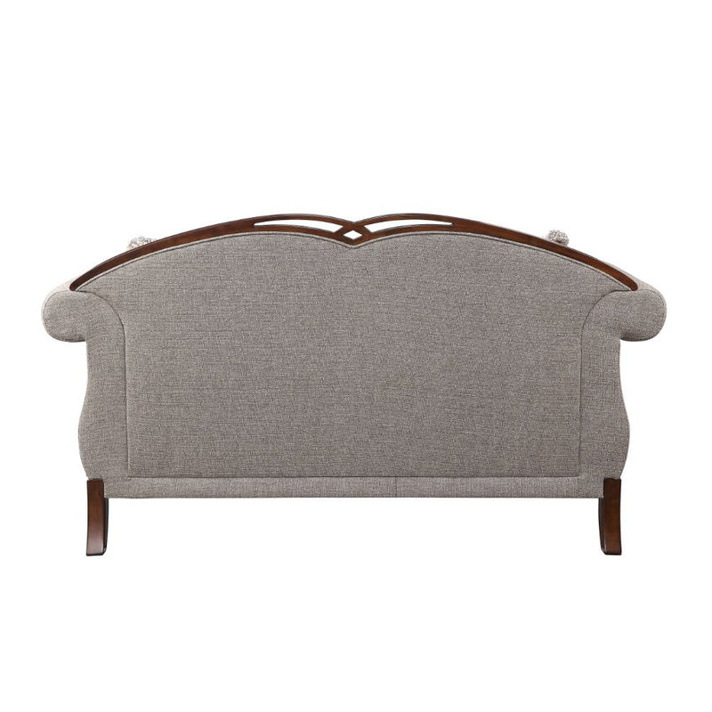 Loveseat w/3 Pillows