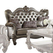Loveseat w/4 Pillows