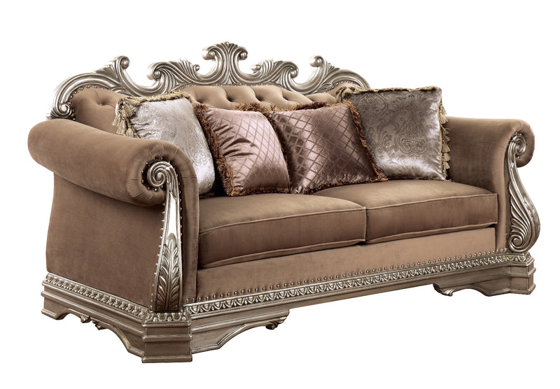 Loveseat w/4 Pillows