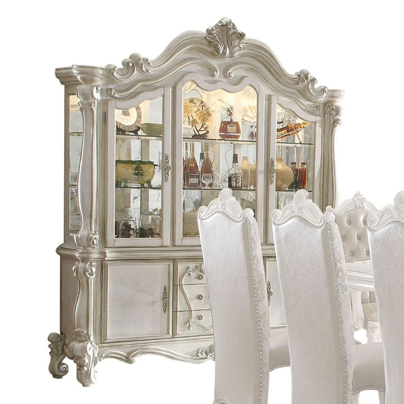 Buffet & Hutch