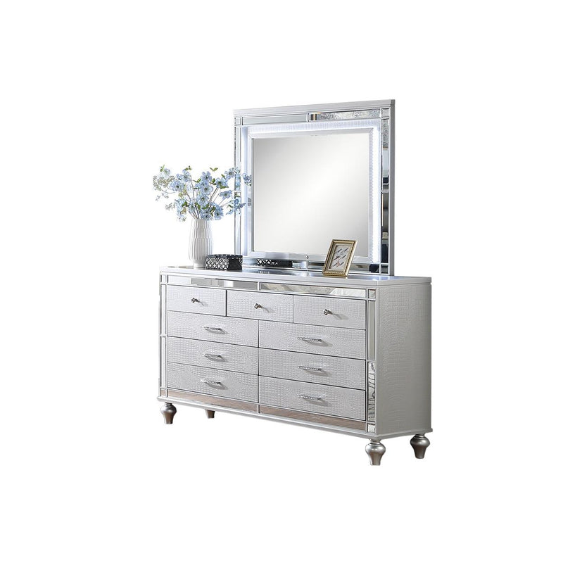 Hothan Dresser in Silver