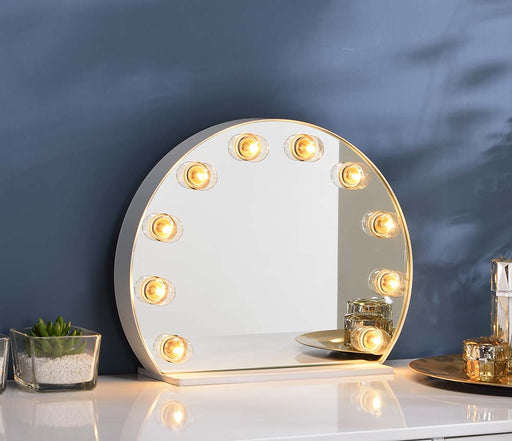 Accent Mirror
