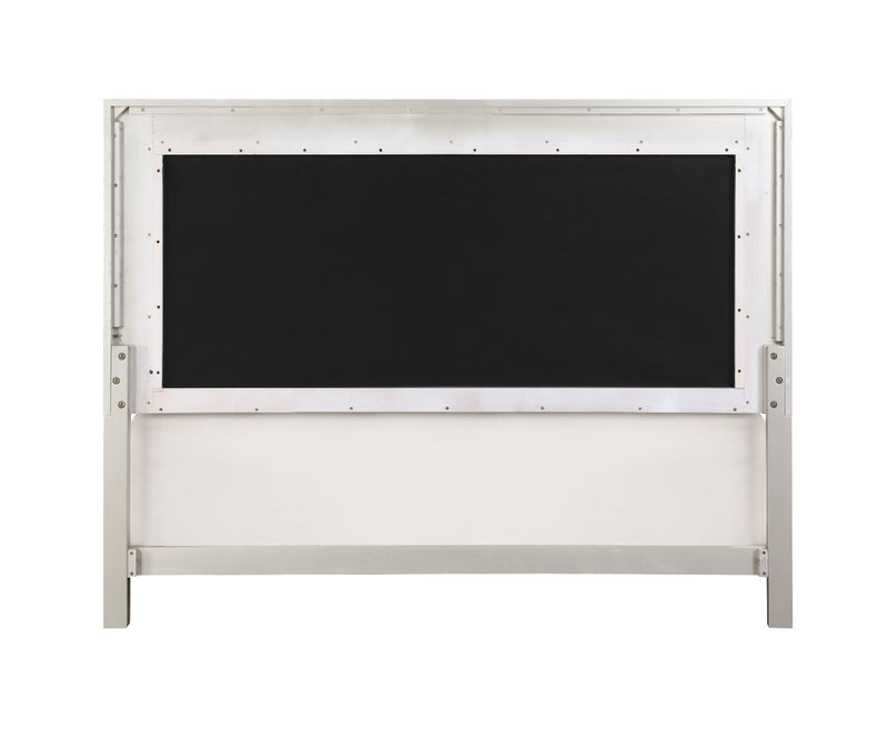 Eastern King Bed w/LED