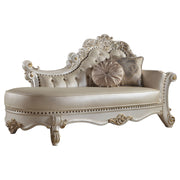 Chaise w/2 Pillows