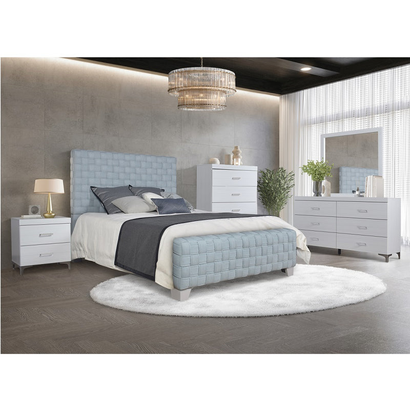 Queen Bed