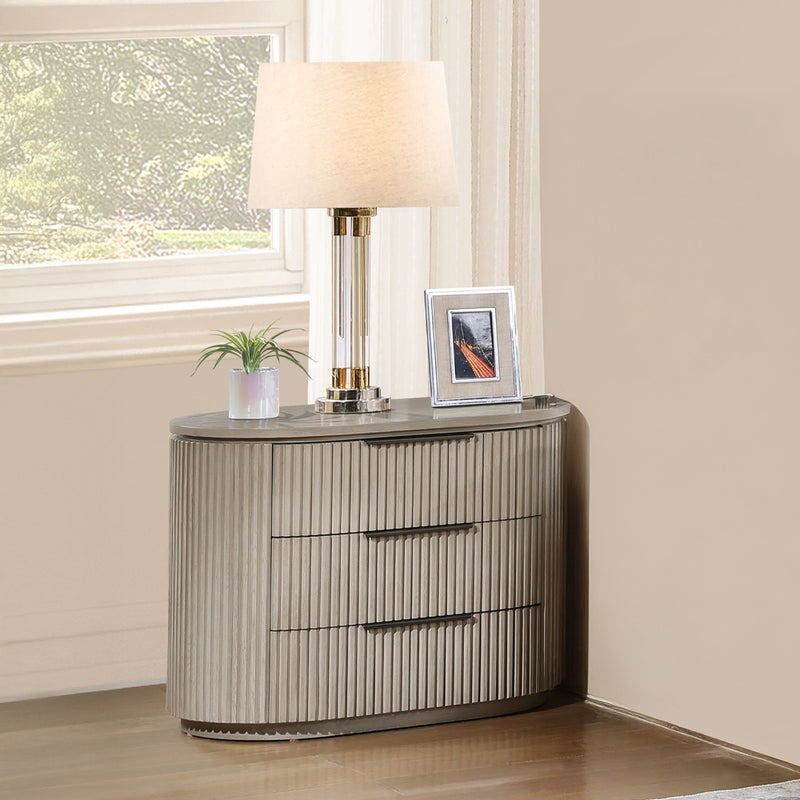 Nightstand w/USB Port