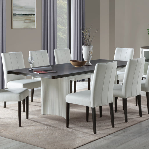 Dining Table w/Leaf