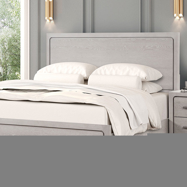 Crowthorne Queen Bedroom Set