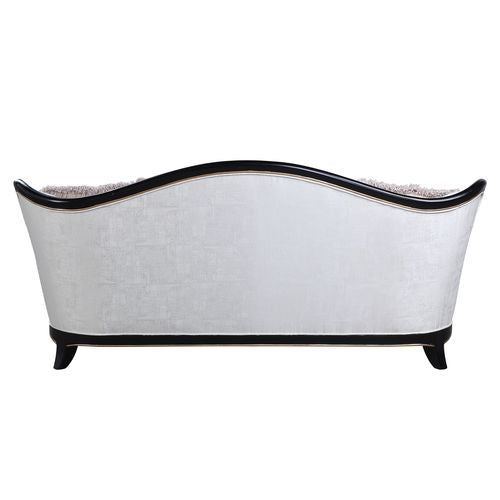 Sofa w/7 Pillows