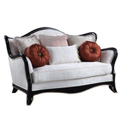 Loveseat w/6 Pillows