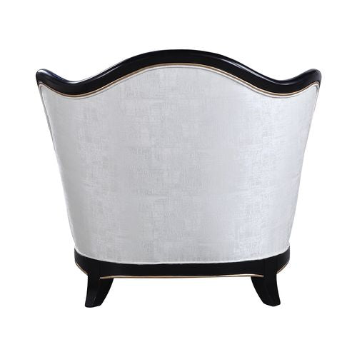 Chair w/2 Pillows