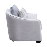 Chair w/2 Pillows