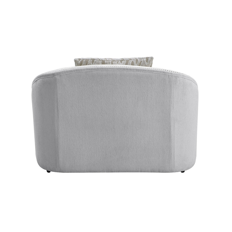 Chair w/2 Pillows