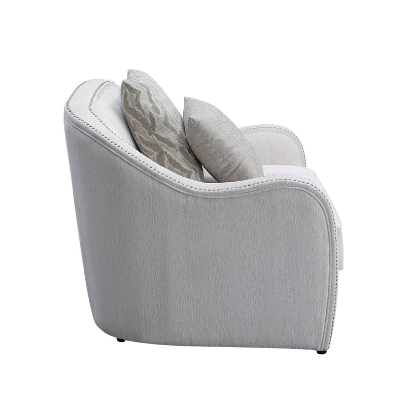 Chair w/2 Pillows