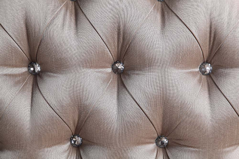 Sofa w/5 Pillows