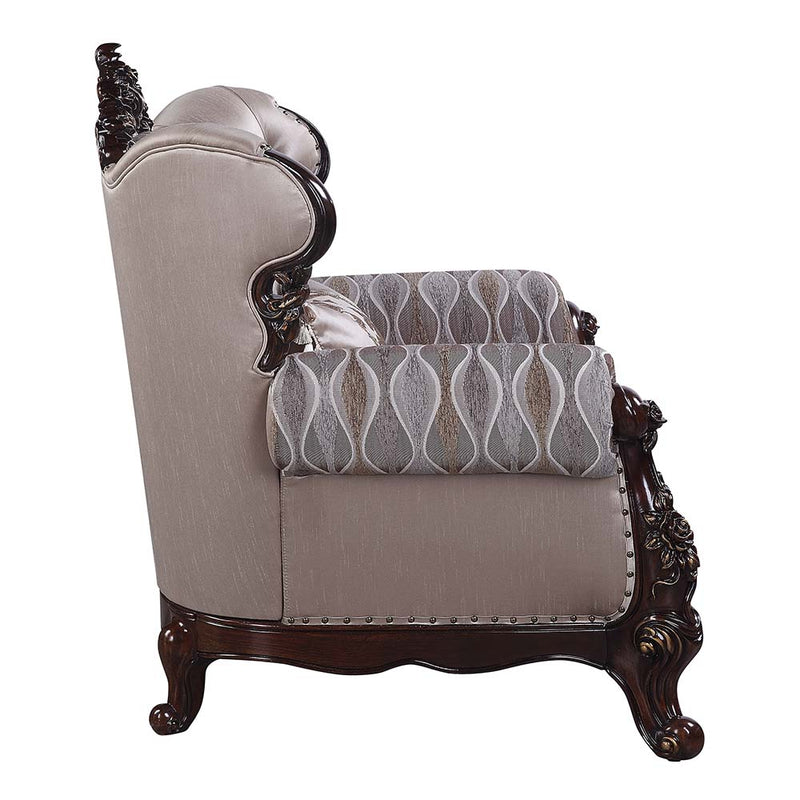 Loveseat w/3 Pillows