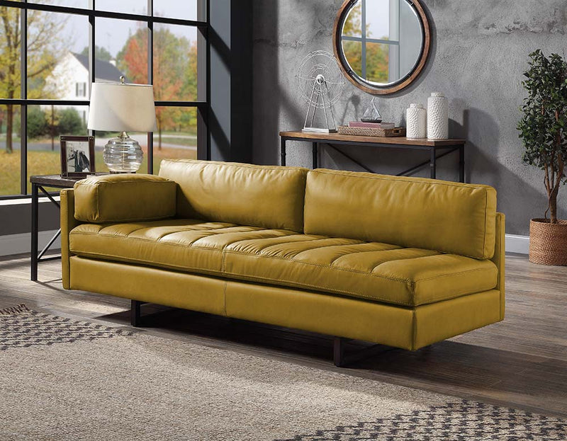 Sofa w/Pillow