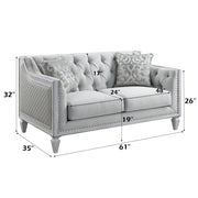 Loveseat w/2 Pillows
