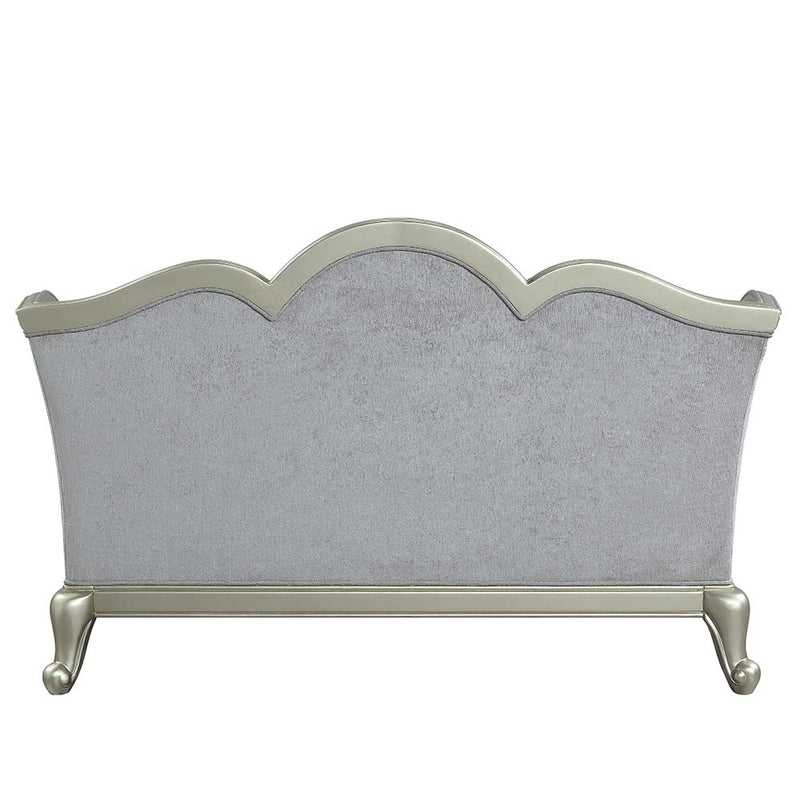 Loveseat w/4 Pillows