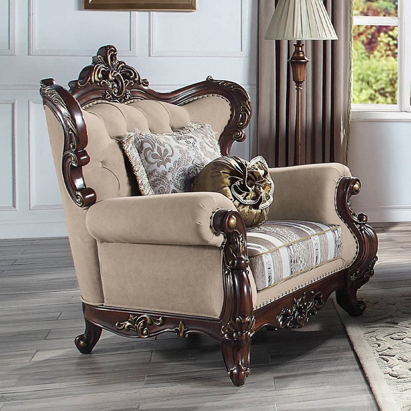 Chair w/2 Pillows