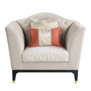 Chair w/2 Pillows
