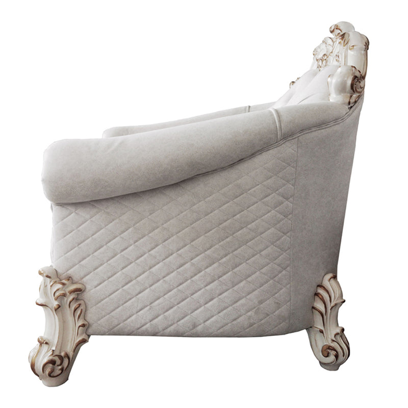Chair w/2 Pillows