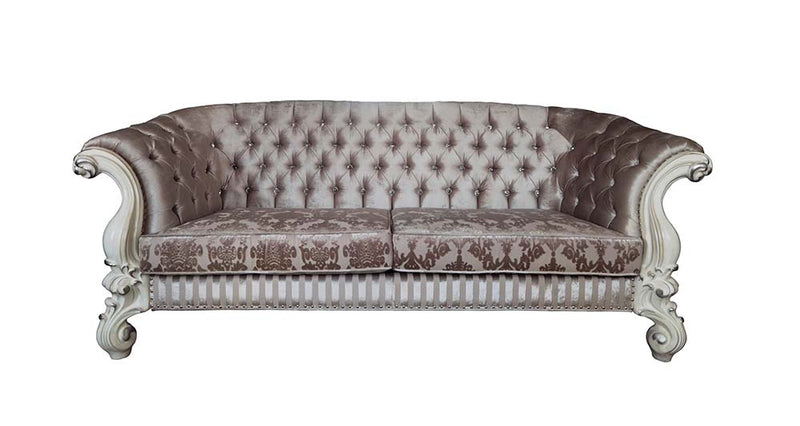 Sofa w/7 Pillows