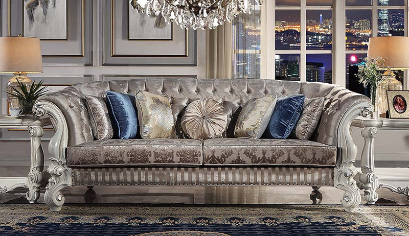 Sofa w/7 Pillows