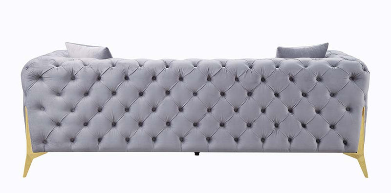 Sofa w/2 Pillows